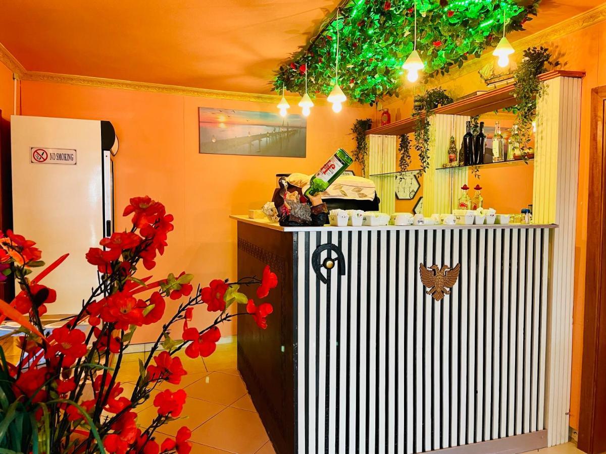 Hotel Vila3 Wlora
