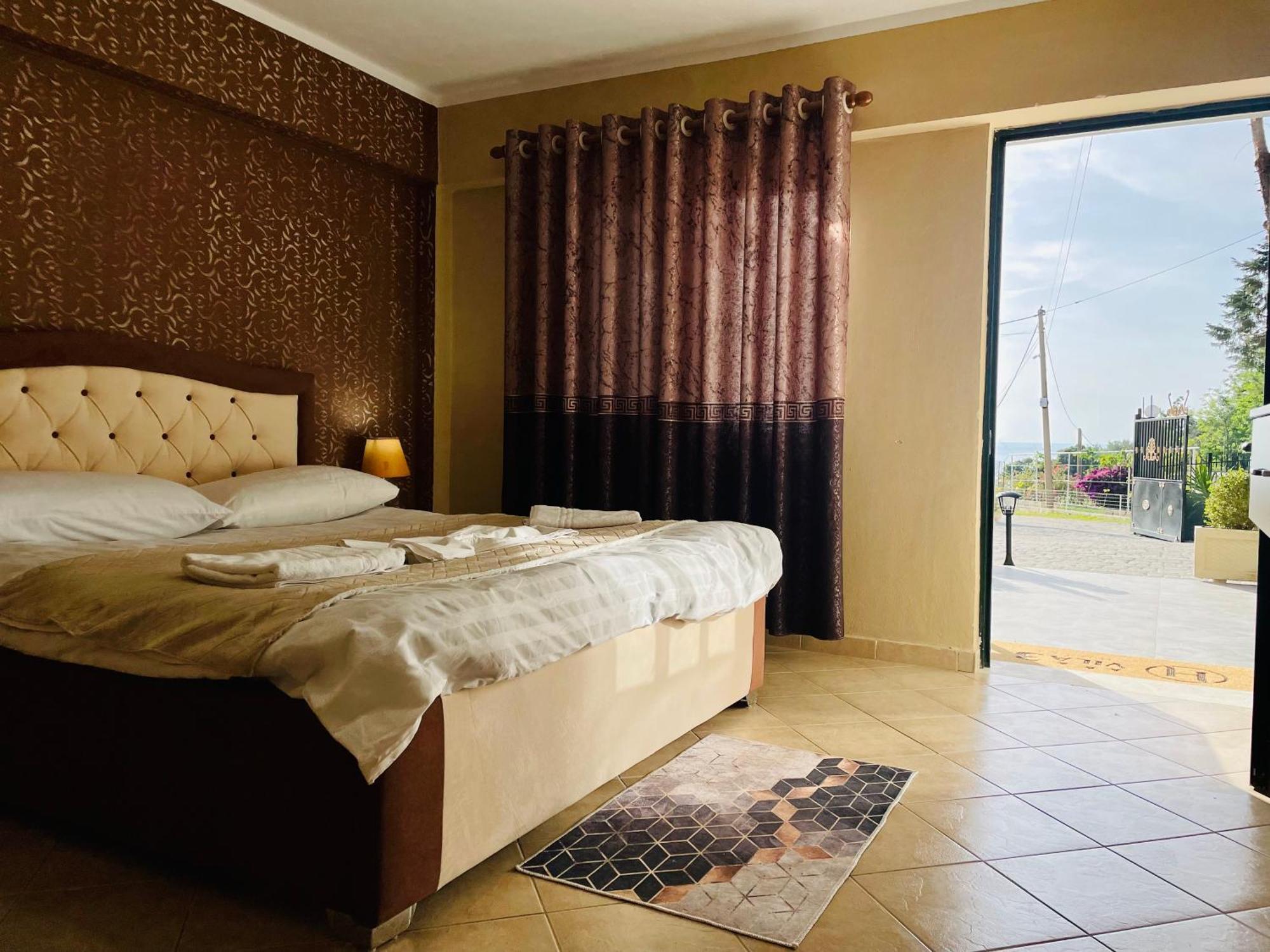 Hotel Vila3 Wlora